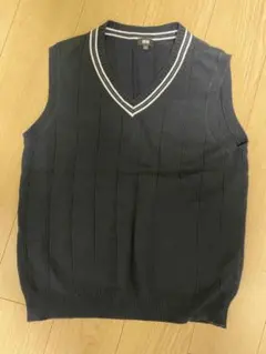 UNIQLO ネイビー Vネック ニットベスト Lサイズ