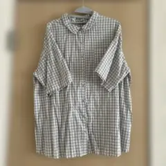 サマンサモスモス、グレーとホワイトのチェック柄半袖シャツ