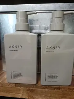 AKN/R 薬用ヘアシャンプー＆トリートメント セット - メルカリ