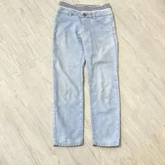 Item thumbnail for item a0a5f18e-63d6-485d-9200-4b019bb7843b