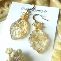 【訳】14kgf/MOP×クリスタル金箔入カービングとマルチジルコンのピアス