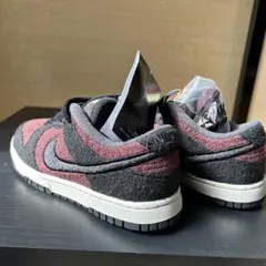 フリース素材 黒/赤 スニーカー