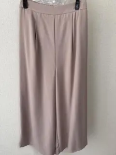 アルファベッツアルファベットピンクプリーツ ワイドパンツ