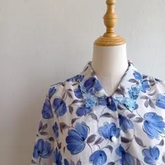 花柄シャツ 刺繍えり