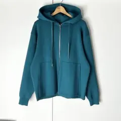 Item thumbnail for item 85850a7d-c983-4cc6-890d-f712a142a13d