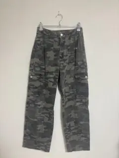 【明日までの出品です】SHEIN 迷彩柄 デニムパンツ
