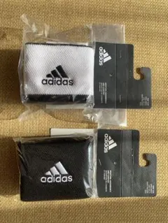 限界値　adidas テニス リストバンド おまとめ2点 ブラックとホワイト