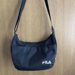 FILA ブラック ショルダーバッグ