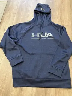 UNDER ARMOUR ネイビー パーカーとパンツセット