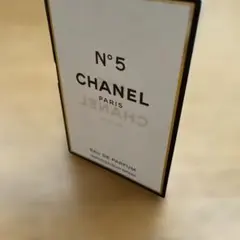 CHANEL シャネル N°5 オードゥパルファム 1.5ML サンプルのサムネイル