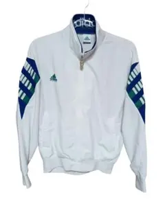 Item thumbnail for item 868ceff9-0342-40c0-8e6d-e1e77c24c7fa