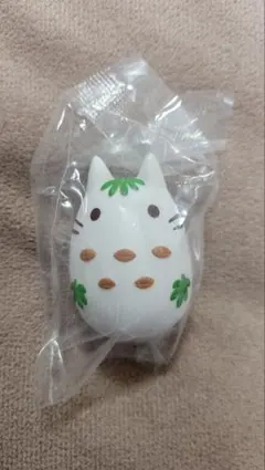 ジブリ　となりのトトロ　おきあがりこぼし　雪だるまトトロ