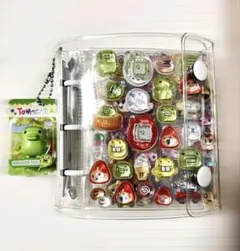 【美品】シール帳 完成品 キーホルダー付き