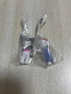 サンリオキャラクターズ ミニチュアチャーム ライブキャラクター　キティ　クロミ