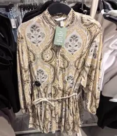 H&Mの夏用ボヘミアン風ワンピース