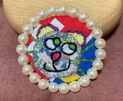 カラフル刺繍猫ブローチ