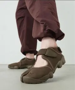 2026年最新】Nike air rift ブラウンの人気アイテム - メルカリ