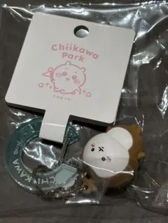 ちいかわパーク フィギュアキーホルダー カブトムシ ちいかわ