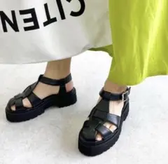 CITEN シテン　united arrows ブラック厚底ストラップサンダルのサムネイル