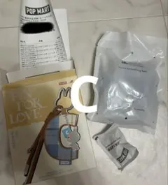 【C】店舗限定　ラブブ PIN FOR LOVE アルファベットペンダント