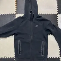 NIKE テックフリース