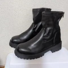 黒 サイドゴアブーツ 厚底ソール