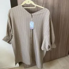 ベイフロウトップス