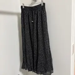 【GLOBAL WORK】エアリープリーツスカート(ブラックドット柄)