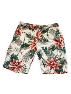 トロピカルフラワー柄ショートパンツ