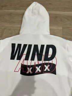 ウィンダンシー パーカー