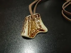 九州鹿の鹿角のネックレス