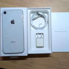 【KING様専用】iPhone8 64GBシルバーSIMフリー バッテリー83%