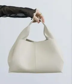 NEUNA ソフトレザーバッグ