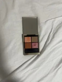 SUQQU シグニチャーカラーアイズ 13 爛漫染