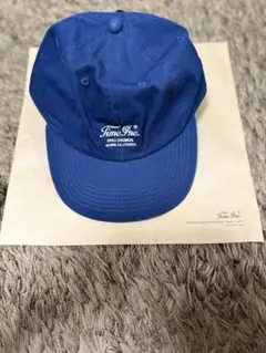 インディアンズ、キャラクター刺繍 キャップ 白/青71/4 インディアンズ、キャラクター刺繍 キャップ 白/青71/4