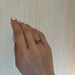 Item thumbnail for item ea89561c-f304-4142-9f72-64406e5f5a96