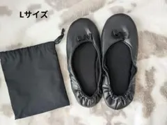 GLOBALWORK　黒のリボン付き携帯用折りたたみスリッパ