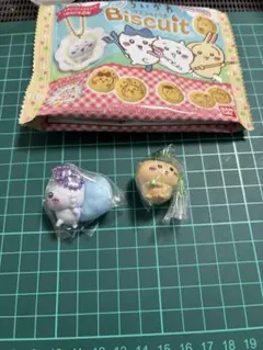 ちいかわマスコット付きビスケット　モモンガ　栗まんじゅう