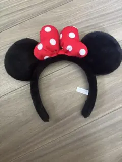 ミニーマウス カチューシャ 黒と赤