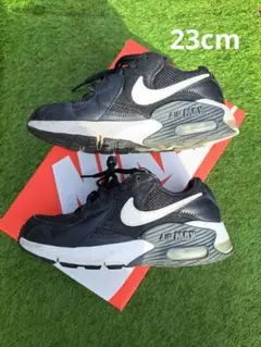 nike エアマックス エクシー 23.5