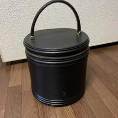 ルイヴィトン エピ カンヌ バニティバッグ ノワール 黒 カデナ付 