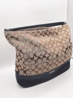 【美品】最終セール！コーチ バッグ　シグネチャー レディース