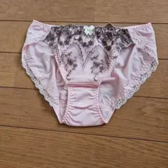 新品　AMO'S STYLE by Triumpレディース ショーツ ピンクのサムネイル