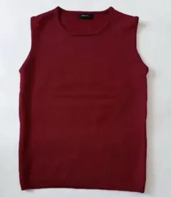 COMME CA ISM コムサイズム　 ウール　ノースリーブニット　赤