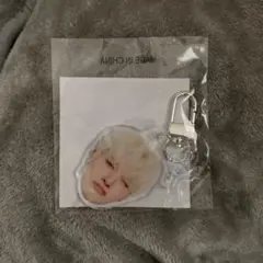 treasure 顔アクキー ジョンファン 喜怒哀楽 PULSEON ガチャ