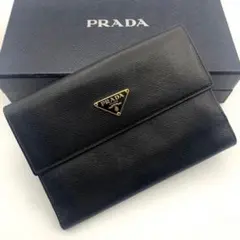 鑑定済み プラダ 財布 二つ折り サフィアーノ 三角プレート 黒 ゴールド