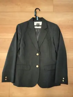 Item thumbnail for item 82ca392d-ece6-4c5c-b1ca-9d330f2a67f0