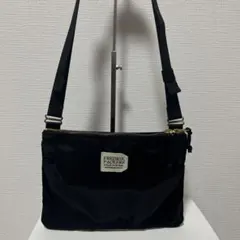 美品　FREDRIK PACKERS サコッシュ　ショルダーバッグ　黒のサムネイル