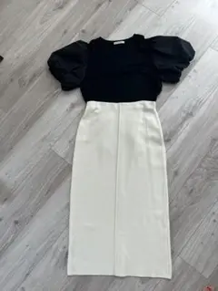 NOSTALGIAのおしゃれパフスリーブカットソー