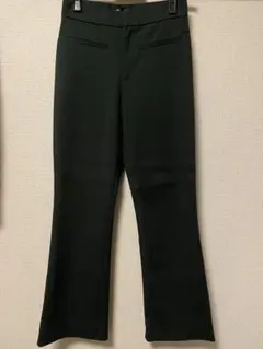 ZARA グリーン　ストレッチ　フレアパンツ